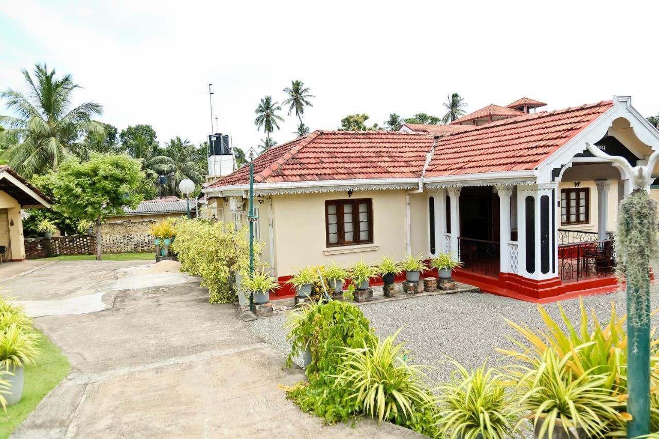 Merlyn Villa Negombo Exteriör bild