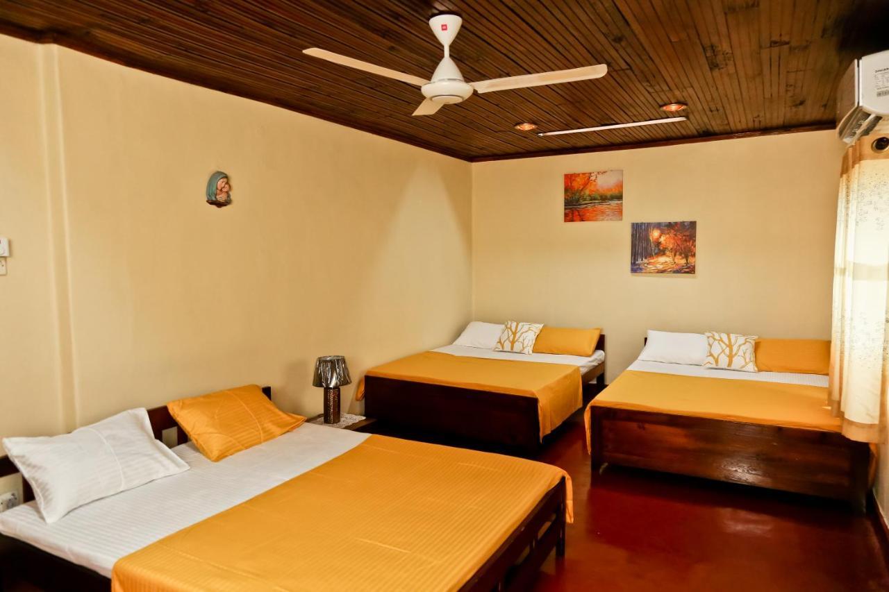 Merlyn Villa Negombo Exteriör bild